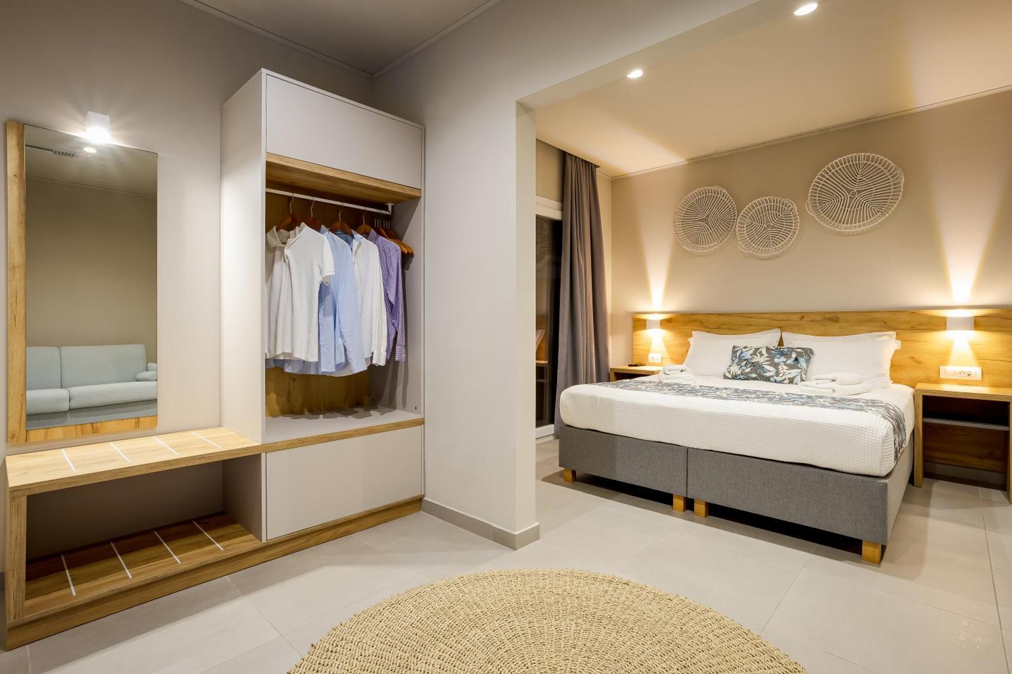 Sarpidon Suites Agia Marina  Exterior photo
